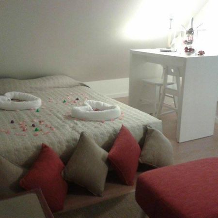 Brown House Villa Geres Ruang foto